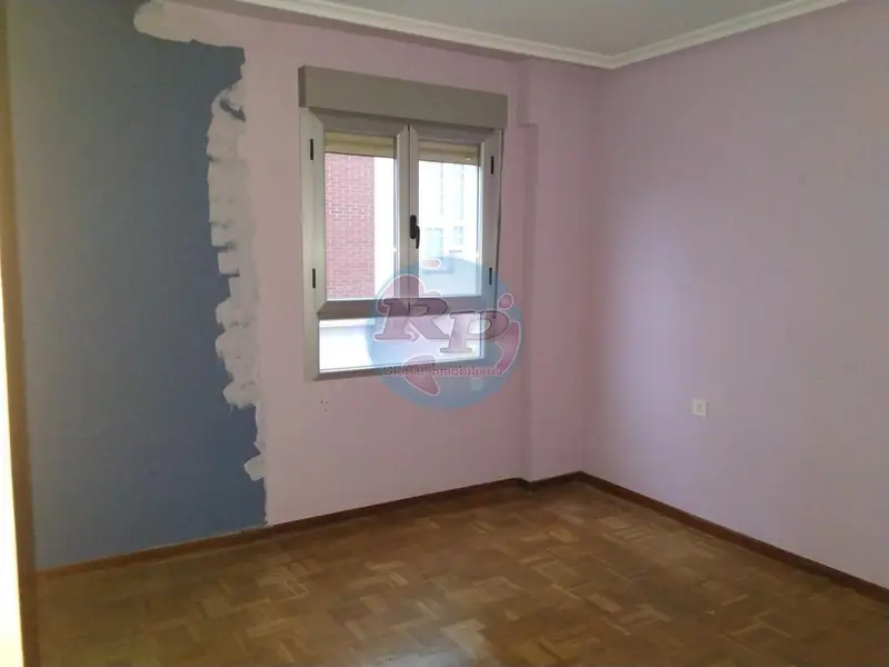 Venta Piso Trobajo del Camino 2 Dormitorios Garaje Trastero