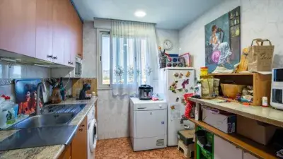 Casa adosada en venta con vistas a los Pirineos