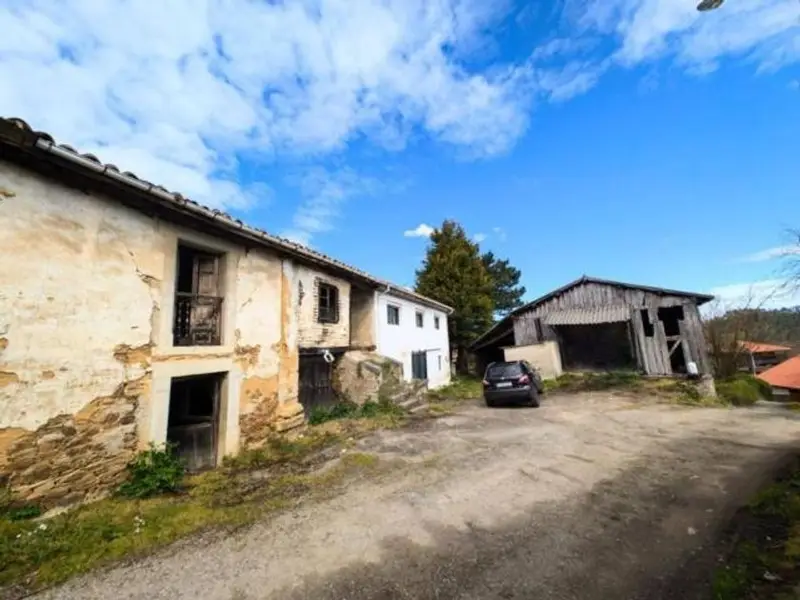 Chalet Rural en Asturias con Finca de 1700m2