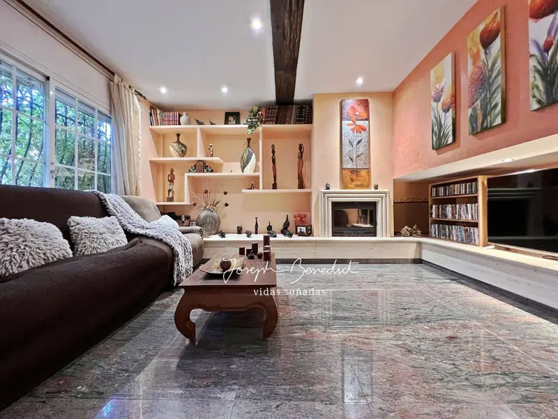 Casa en Venta Gavà 7 Dormitorios Piscina Jardín 487m²