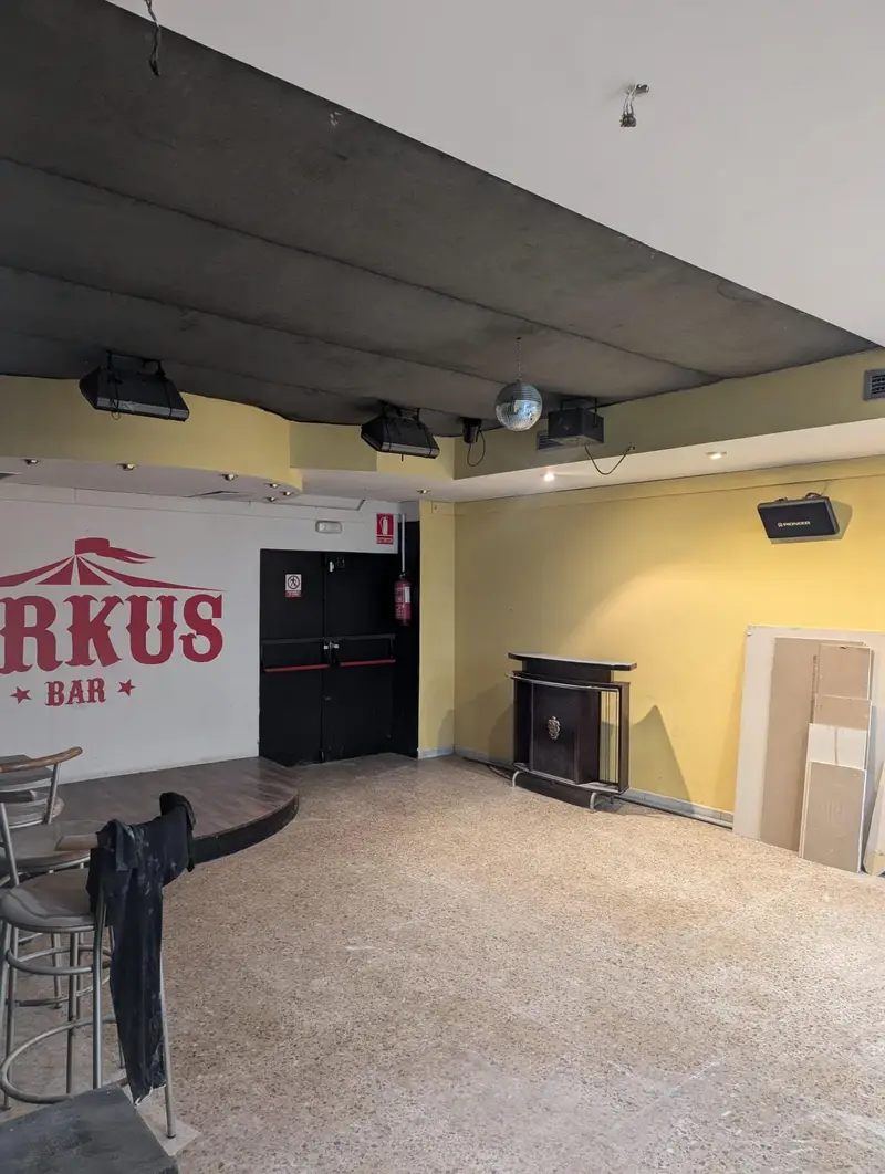 Venta Local Comercial Viladecans 153m2 Roureda