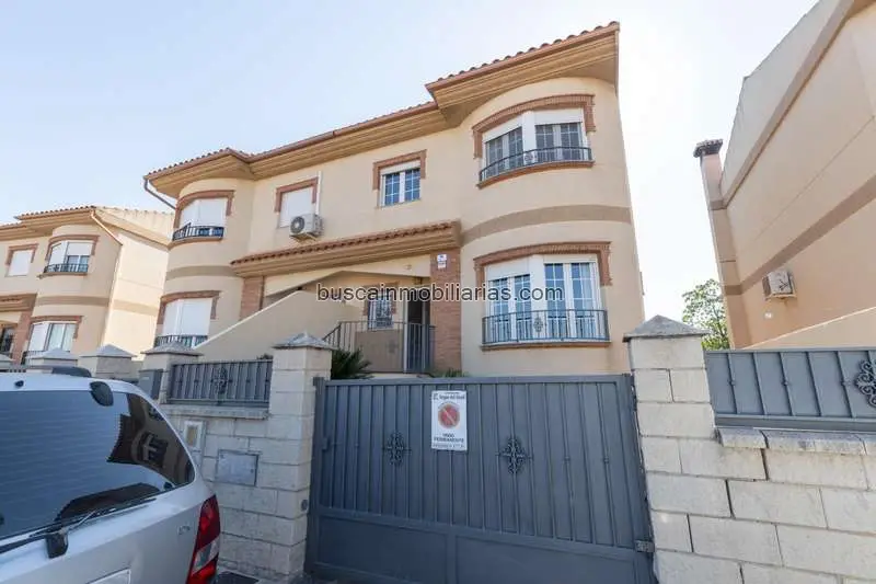 Casa en venta en Vegas del Genil Belicena