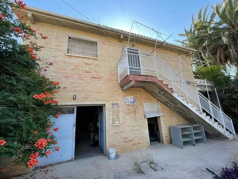 Villa de 5 Dormitorios en Benidorm Alicante