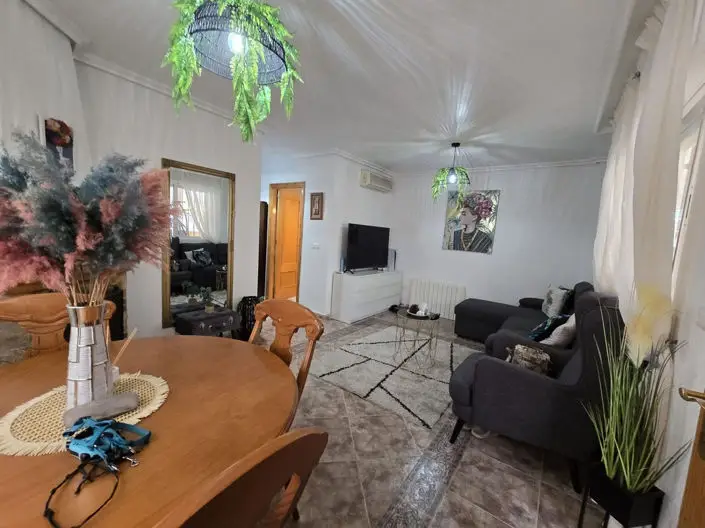Apartamento 3 Dormitorios La Florida Cerca Aldi