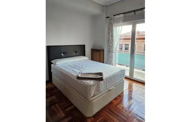 Alquiler Apartamento 4 Dormitorios Madrid