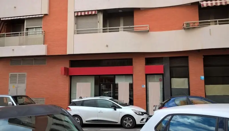 Local de 133 m² en campello, el