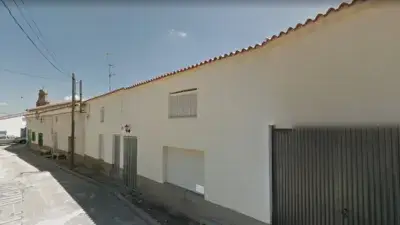 Casa en Venta Travesia Mayor 7 Morañega con Cuadra y Jardin