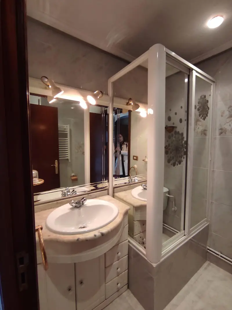 Piso en Venta Sansaburu 3 Dormitorios Cerca del Centro