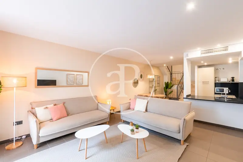 Dúplex en Sarria Barcelona 80m2 Amueblado Terraza