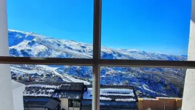Dúplex en Venta en Sierra Nevada: Apartamento con Vistas Panorámicas
