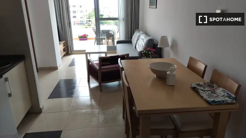 Alquiler Piso 2 Dormitorios Almería Amueblado Parking Piscina