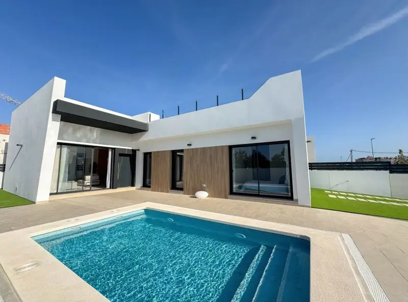 Chalet en Venta San Miguel de Salinas 3 Dormitorios Solarium