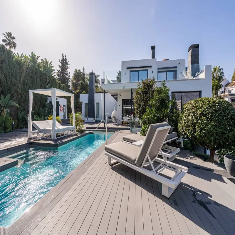 Villa de Lujo en Nueva Andalucia con Espectaculares Vistas