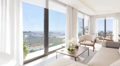 Villa de Lujo en Estepona con Vistas al Mar