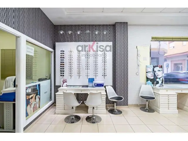 Local Comercial Acondicionado en Venta en El Ejido Sur