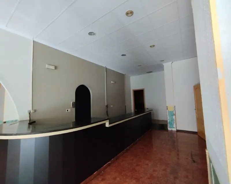 Local en Venta en Villena 156m2