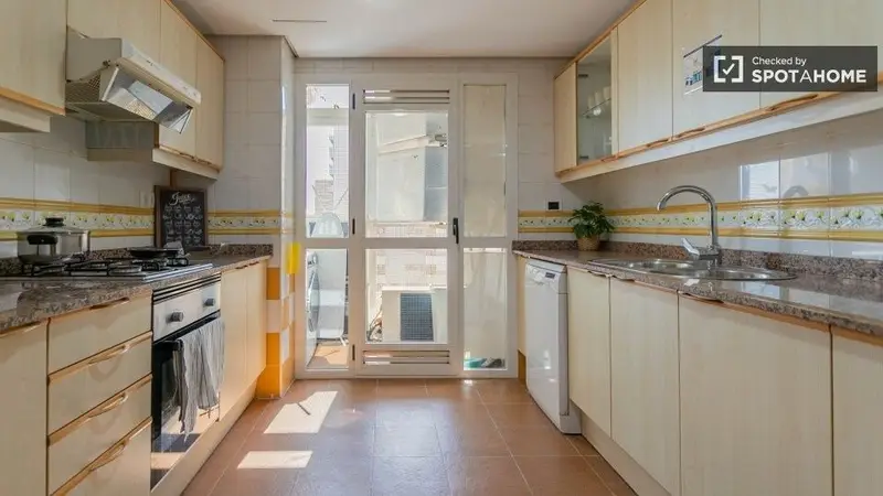 Apartamento 6 Dormitorios 2 Baños Valencia Alquiler Spotahome