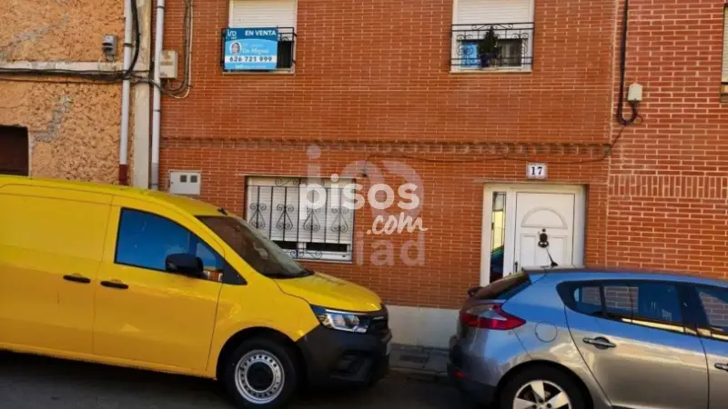 Chalet en Venta en Sahagún León Casa Amueblada con Patio
