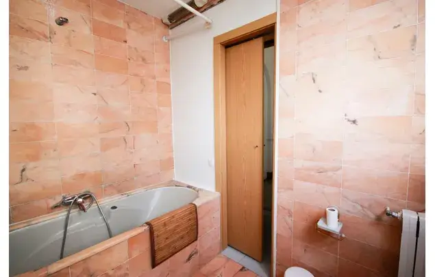 Habitaci
ón en piso compartido en Eixample Barcelona