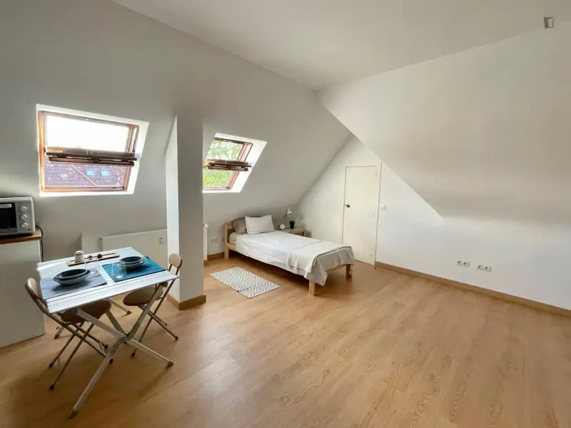Atico Estudio Reformado Majadahonda Cerca de Las Rozas