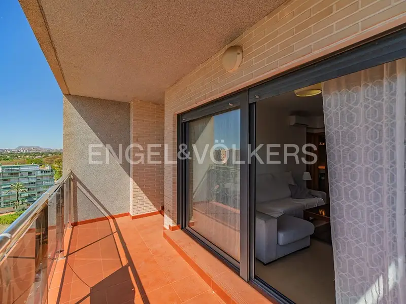 Apartamento con Vistas al Mar en PAU Alicante