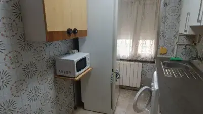 Alquiler Piso Semi-Amueblado 72m² 2 Dormitorios Terraza