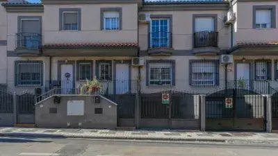 Casa en Maracena 182m2 3 habitaciones Zona Mercadona