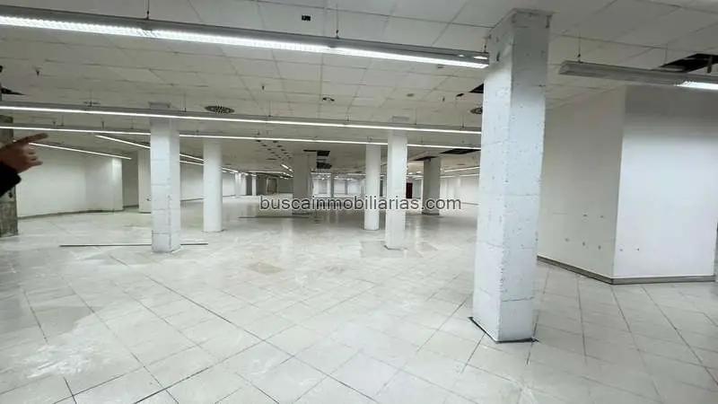 Local comercial en venta en Vilanova i La Geltrú