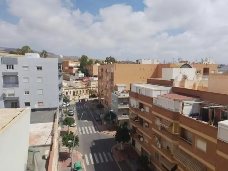 Venta Piso Centro Almería 3 Dormitorios Terraza