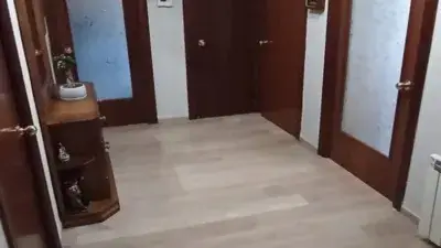 Piso en venta en Puigcerda 84m2 3 habitaciones
