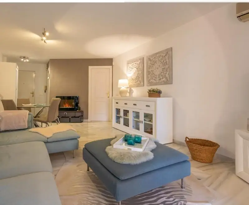 Apartamento en Alquiler Marbella 2 Dormitorios 2 Baños