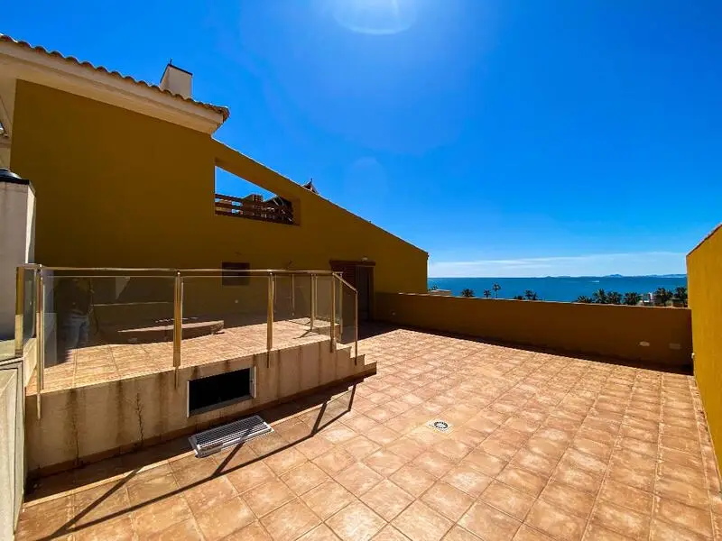 Atico Duplex de Lujo en Punta Prima con Vistas al Mar