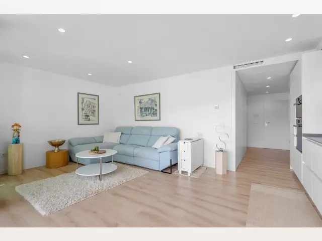 Piso de 2 Dormitorios en venta Monforte del Cid, España