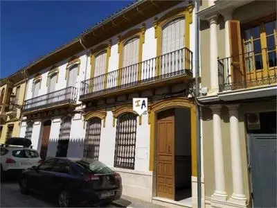 Casa señorial en Puente Genil 5 dormitorios 2 baños 380m2