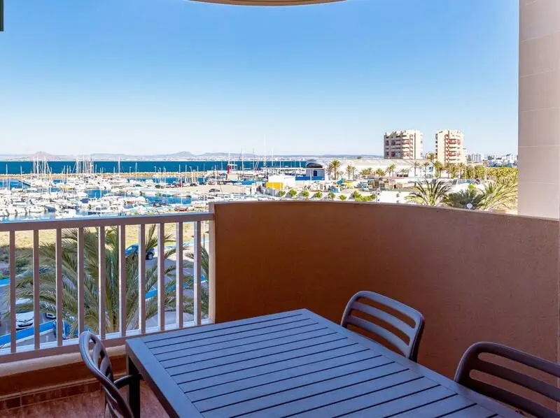 Apartamentos en La Manga del Mar Menor con Vistas al Mar