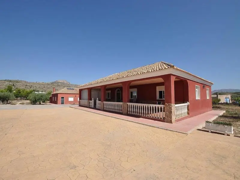 Villa Sax 8 Cuartos con Casa de Invitados y Piscina Cubierta
