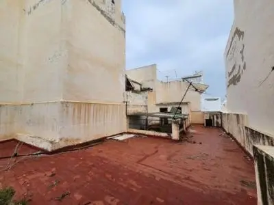 Casa en Nerja para Reformar con Gran Potencial