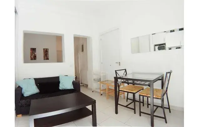 Estudio 25m2 Madrid Estudiantes Profesionales