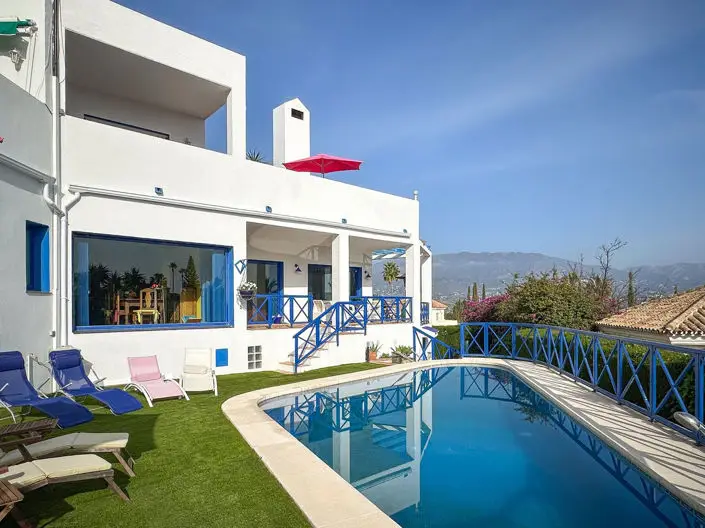Villa 4 Dormitorios Lujo Cerros del Aguila Costa del Sol