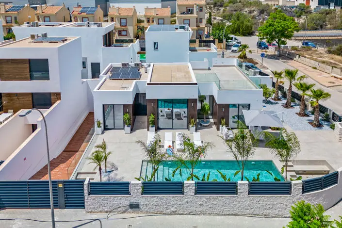 Villa en Venta 3 Dormitorios Cerca de Cala L'Amerador