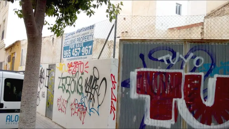 Venta Solar Centro Elche Ref 01435