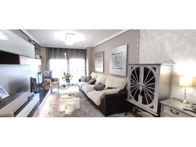 Piso con Vistas al Parque en Torrelavega 110m2 Amueblado