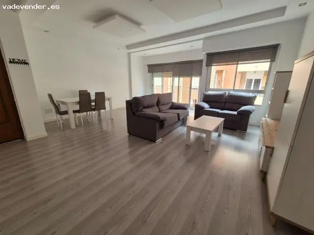 Moderno Piso en Novelda con 3 Habitaciones y Trastero