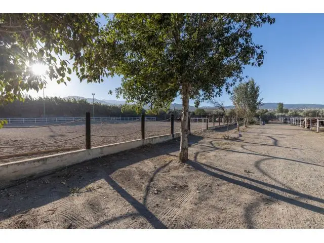 Cortijo En Venta En La Zubia, Granada