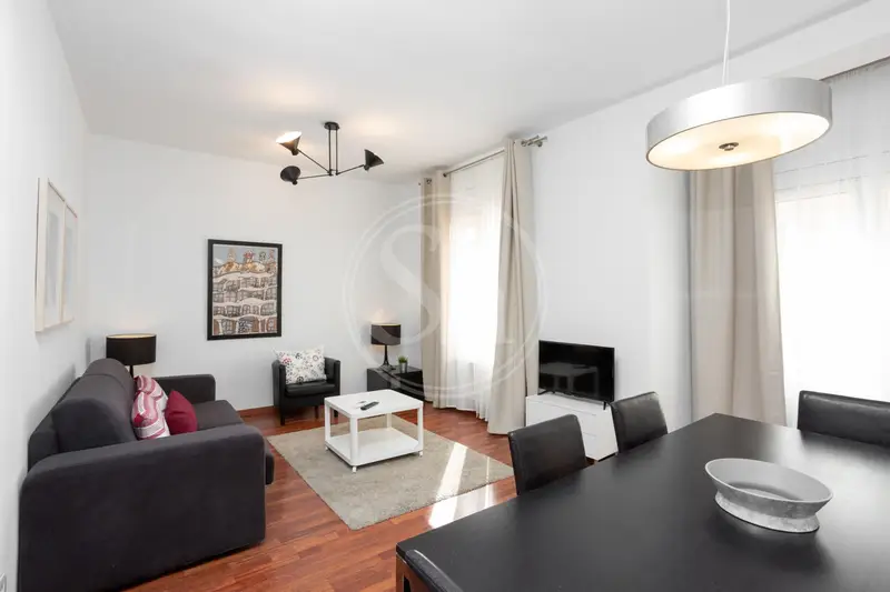 Apartamento para 5 Personas Cerca Sagrada Familia Barcelona