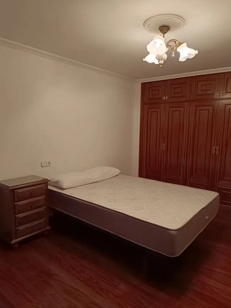 Piso en venta en Santiago de Compostela, A Coruña