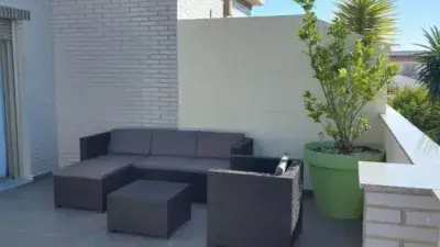 Casa Adosada en Oliva con Piscina Cerca de la Playa