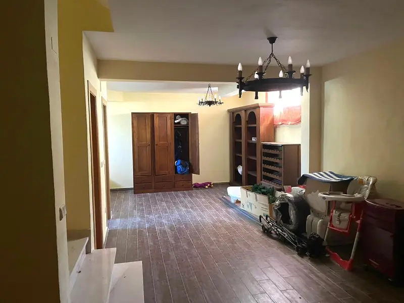 Casa en Villamartin con Piscina y 4 Dormitorios