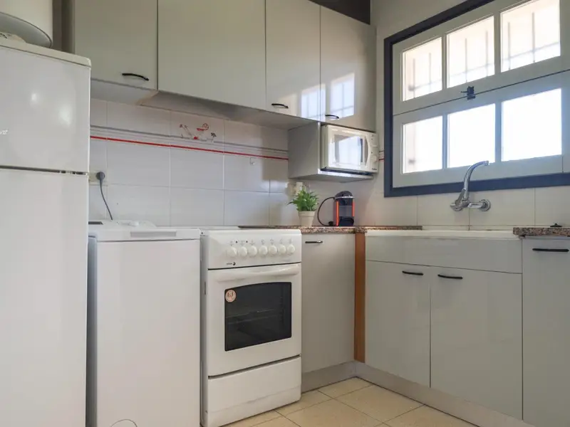 Apartamento con Terraza en Riells L Escala Cerca de la Playa