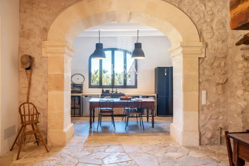 Finca Rústica en Mallorca 1300m2 317000m2 Almazara Olivos